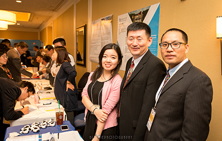 新宝GGSAPA年会代表：左→右： 刘雯颖博士、汪俊博士、王建峰博士
