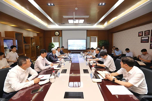 上海市委常委、浦东新戋戋委书记翁祖亮调研新宝GG生物医药