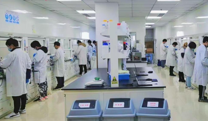 封控未曾歇工，，，，复工更添效能