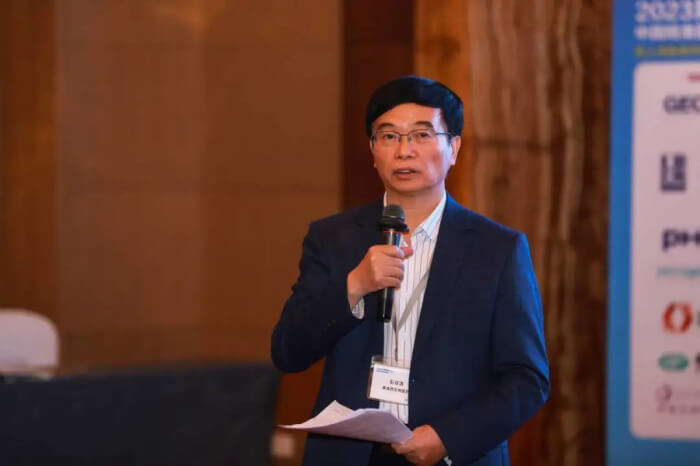 新宝GG首席科学官 彭双清.jpg